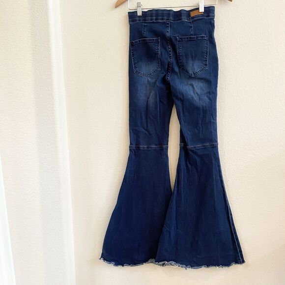 Umgee Women’s Flare Bell Bottom High Rise‎ Dark Blue Raw Hem  Women’s Jeans SZ 7 - Picture 8 of 12